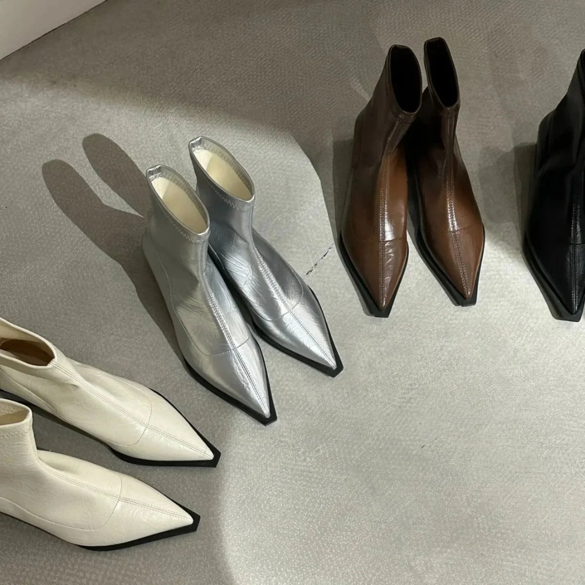 Bottines Femme À Bout Pointu Élégantes Et Confortables