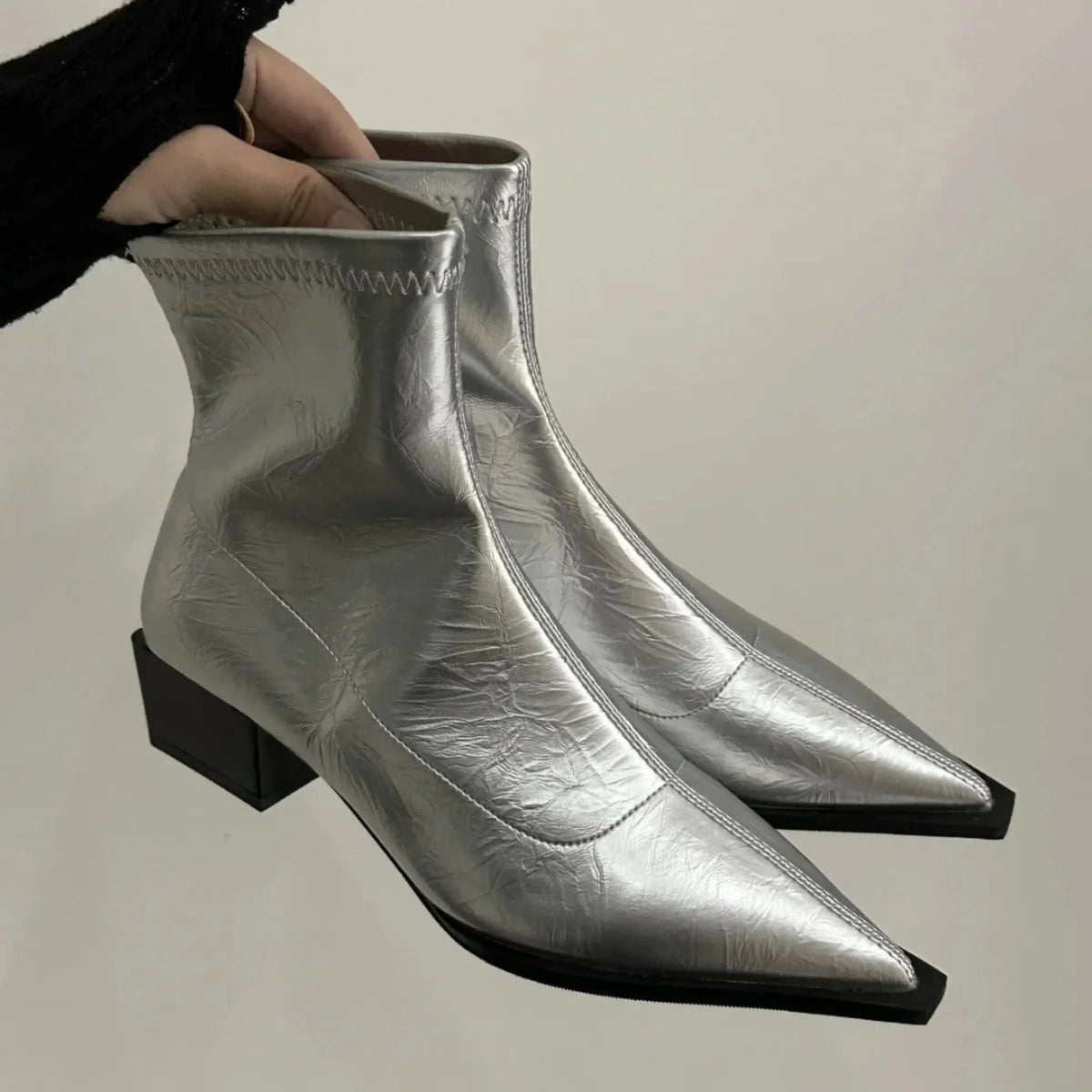 Bottines Femme À Bout Pointu Élégantes Et Confortables