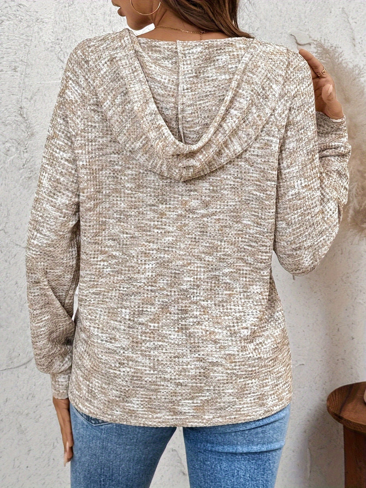 Sweat à capuche avec col boutonné et cordon de serrage pour femme