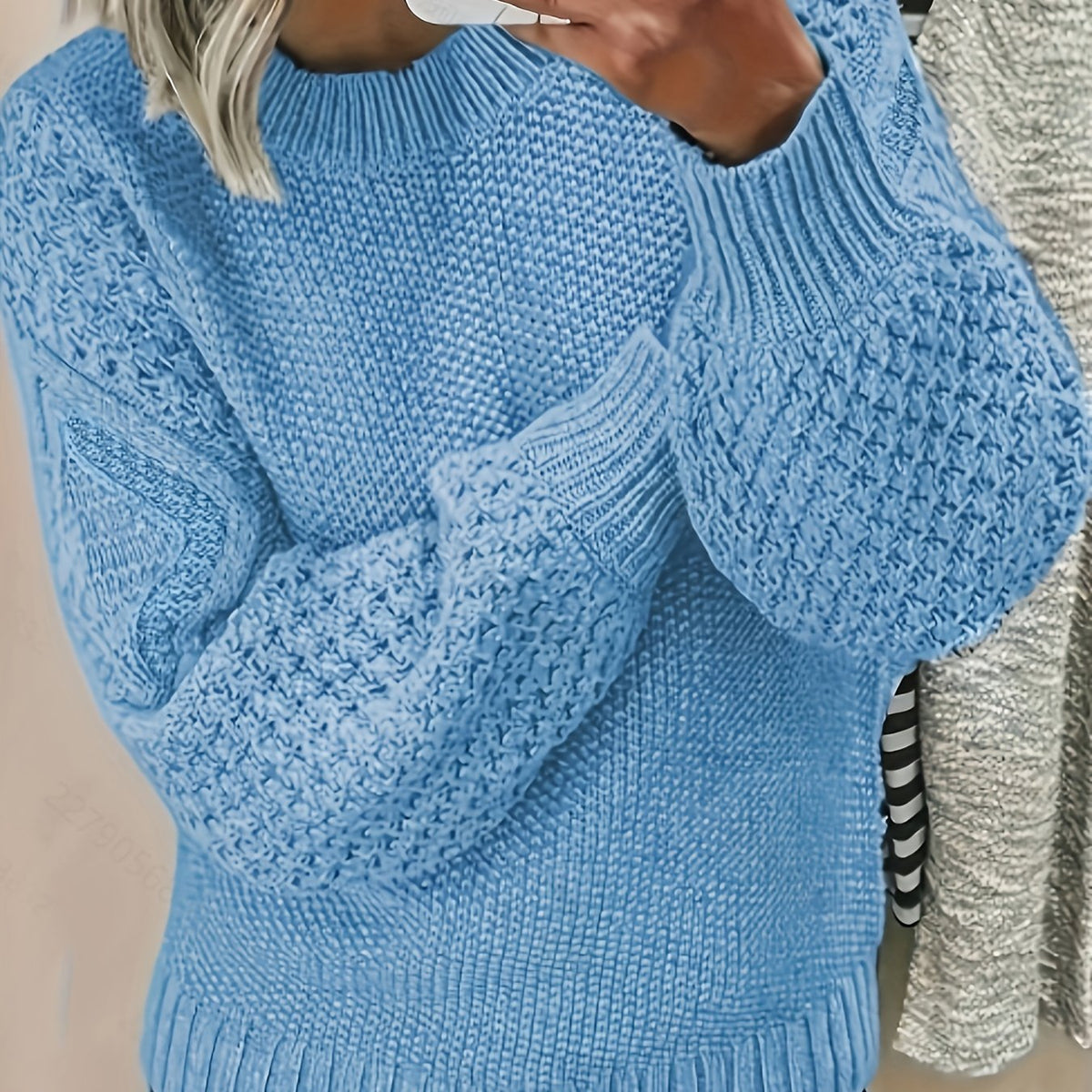 Pull douillet à manches lanternes et col rond pour femme