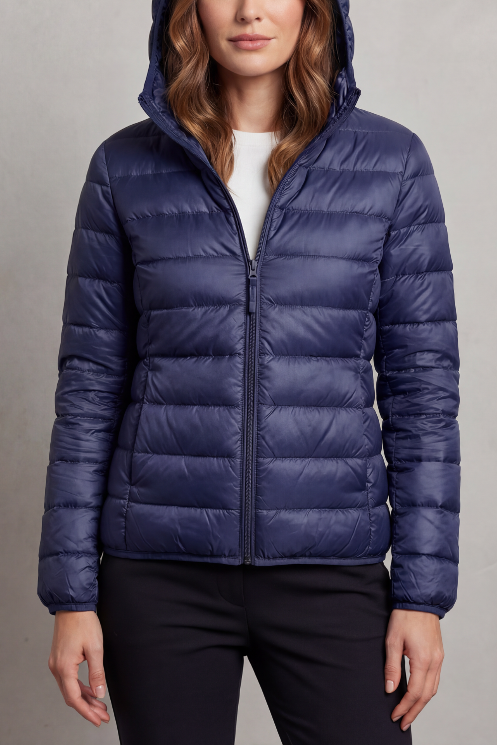 Doudoune à capuche ultralégère et compressible pour femme