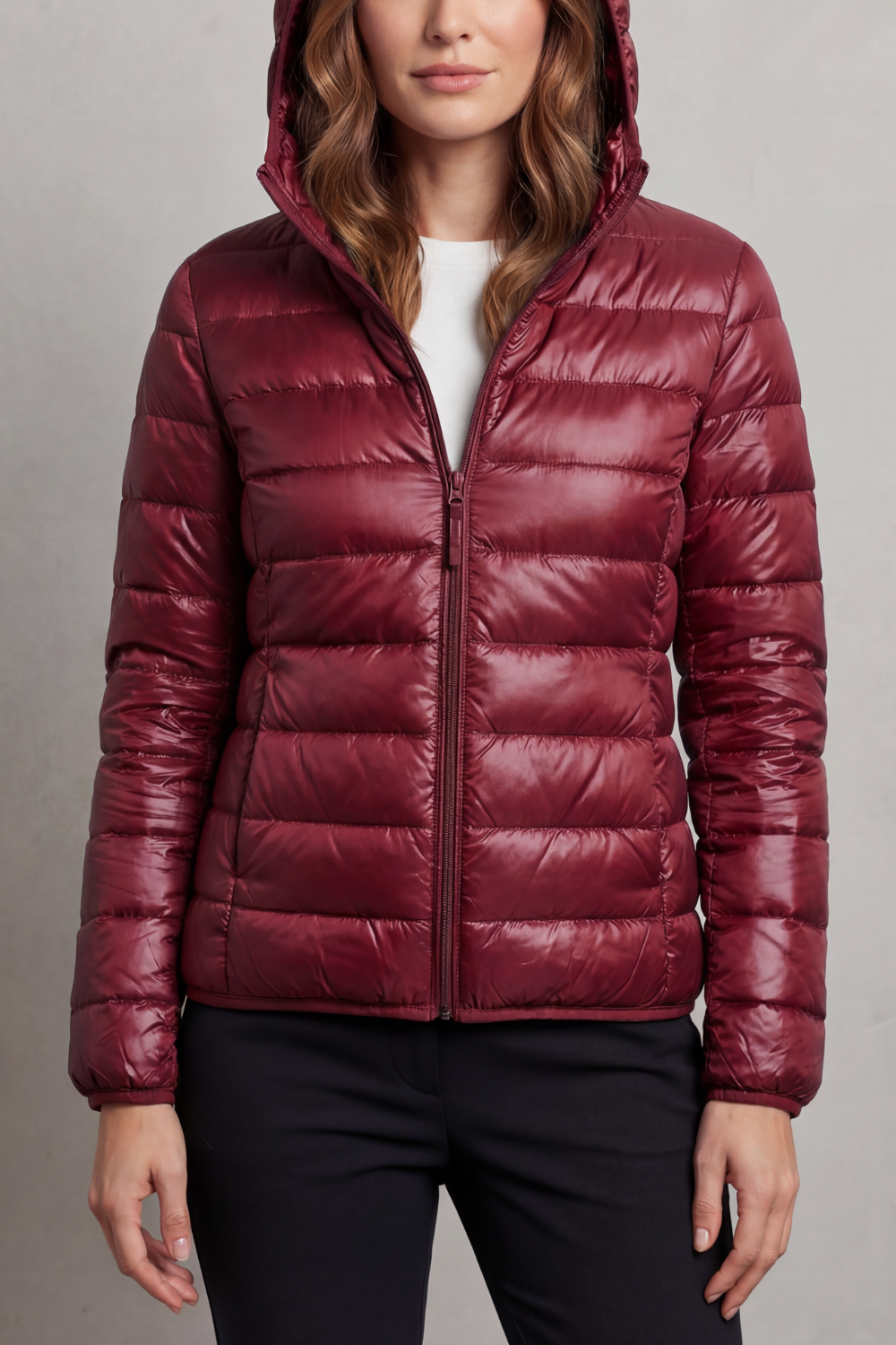 Doudoune à capuche ultralégère et compressible pour femme