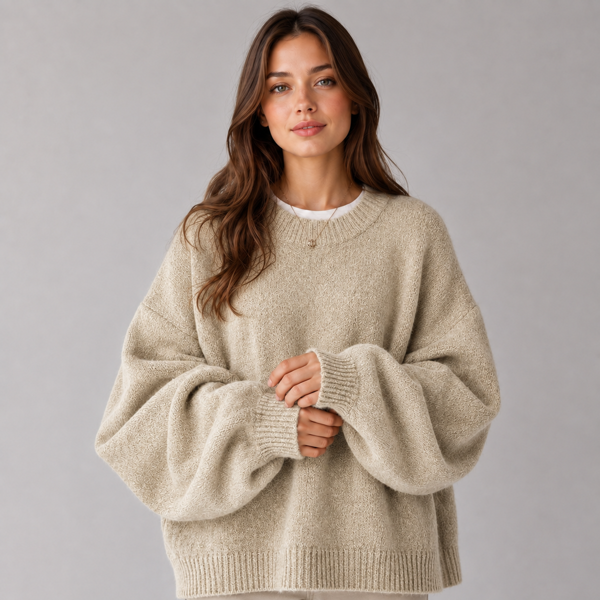 Pull en maille à épaules tombantes et fentes latérales pour femme