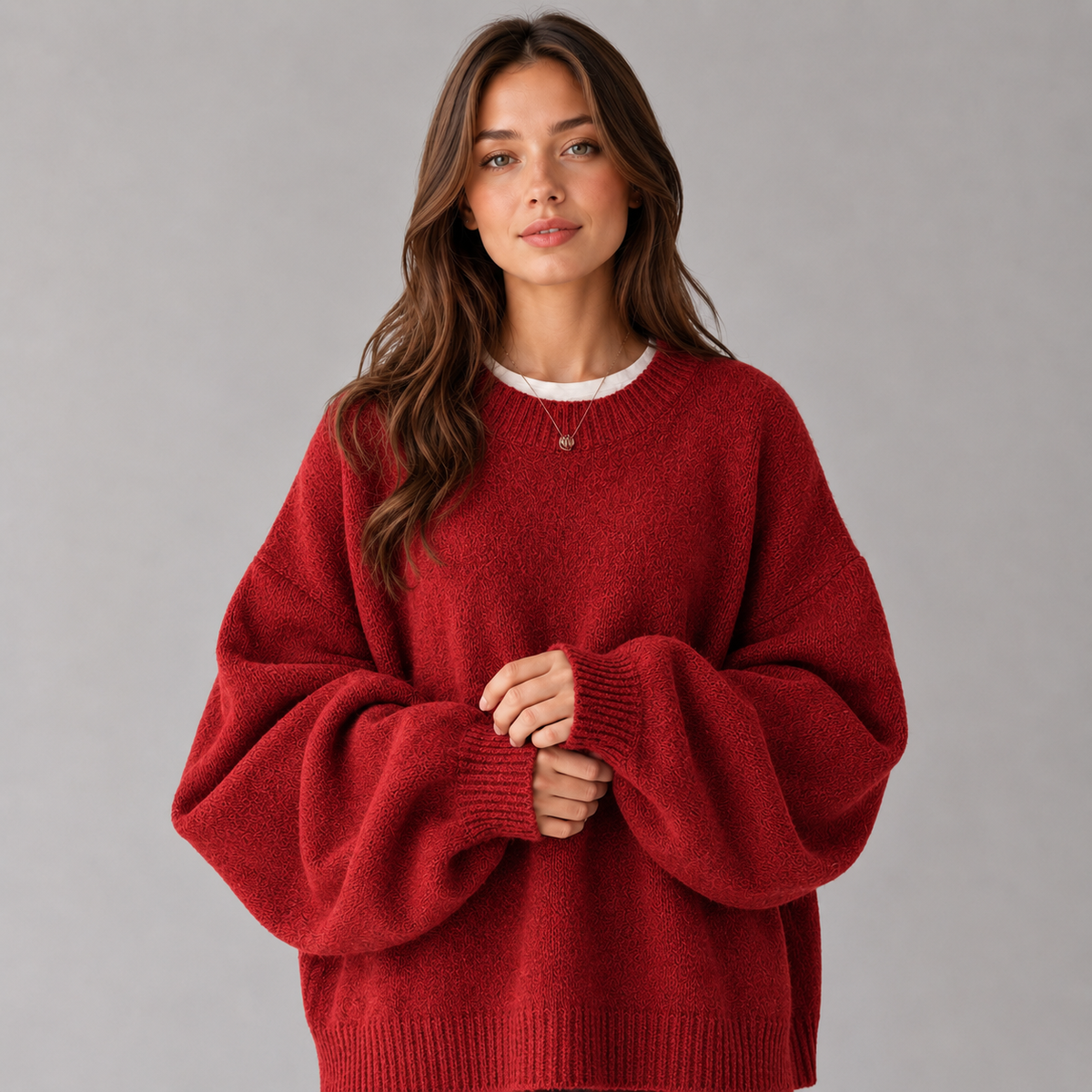 Pull en maille à épaules tombantes et fentes latérales pour femme