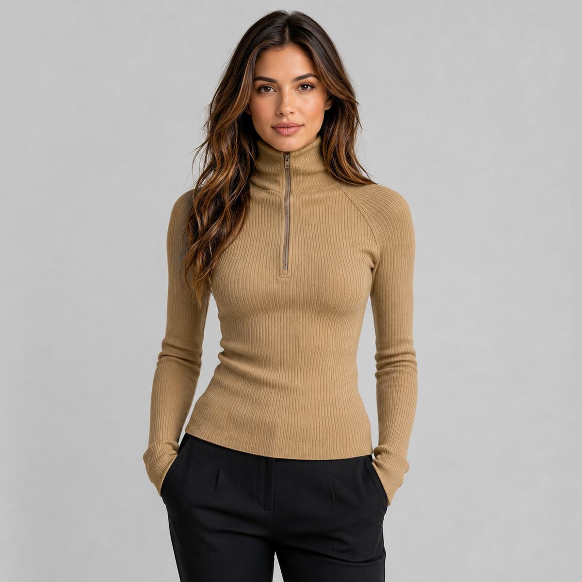 Top côtelé à col roulé zippé et manches longues pour femme
