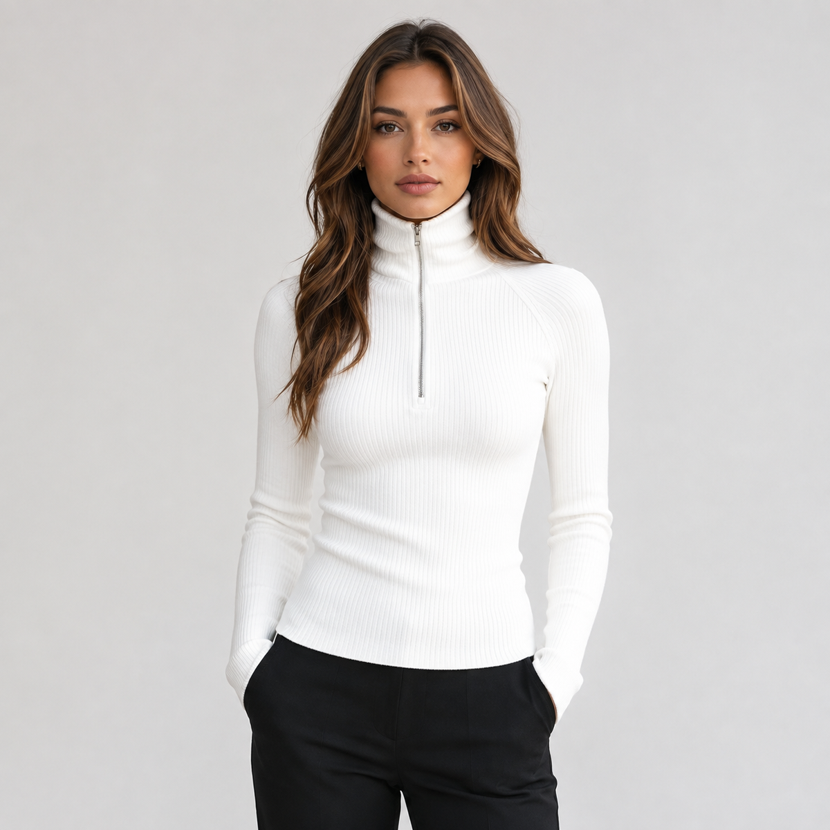 Top côtelé à col roulé zippé et manches longues pour femme