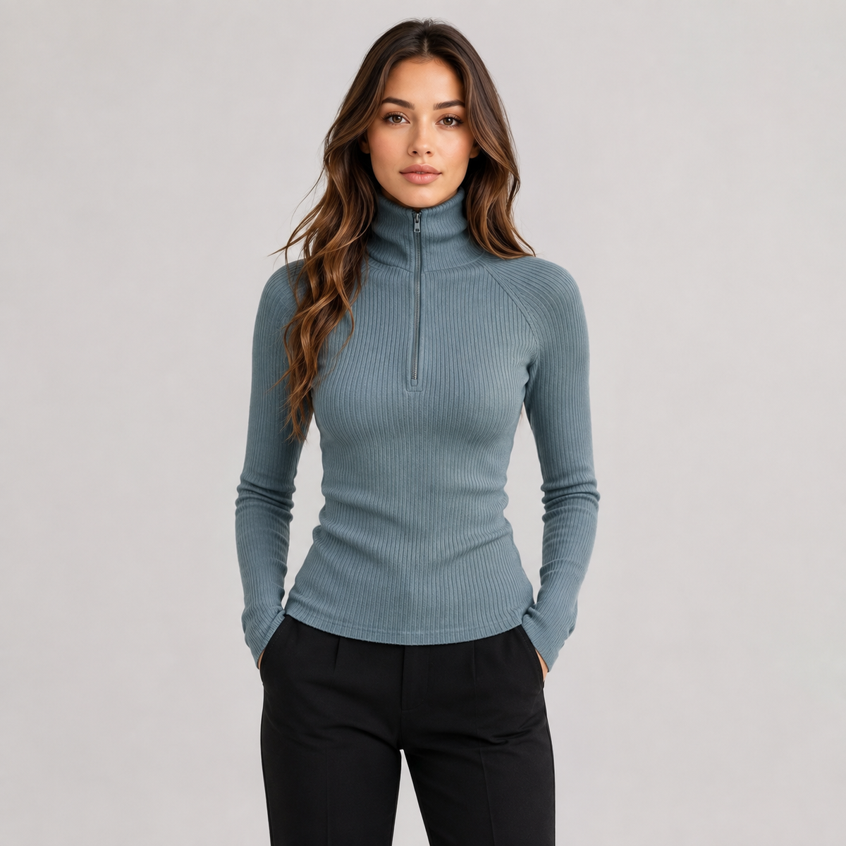 Top côtelé à col roulé zippé et manches longues pour femme