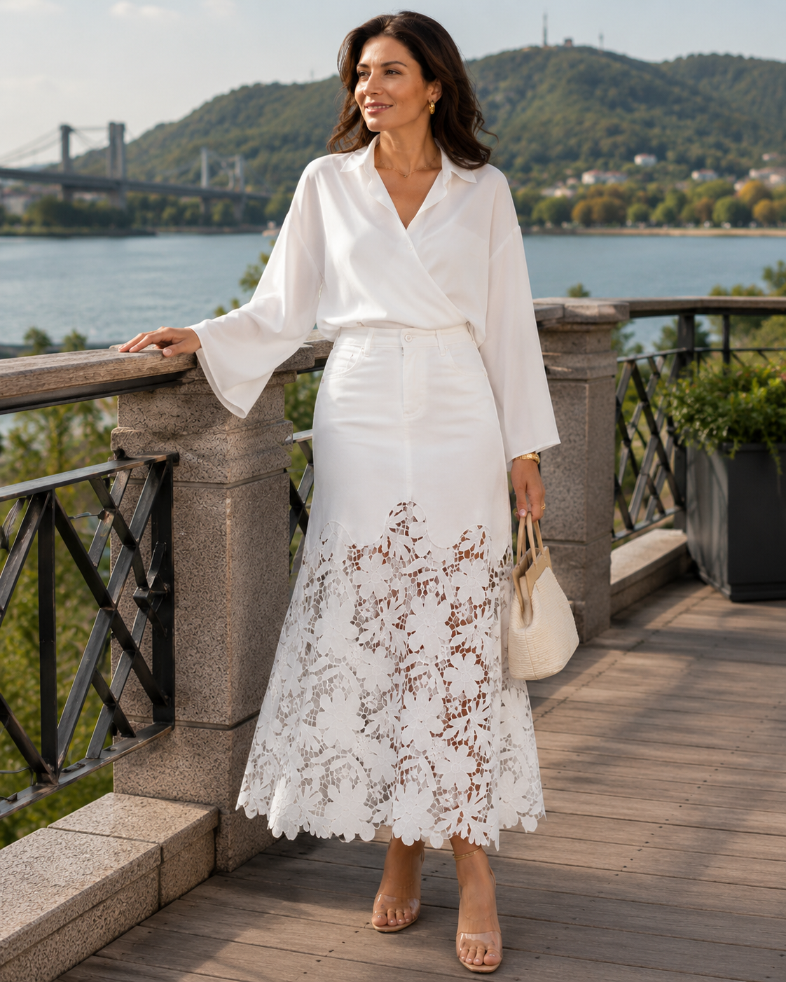 Jupe longue en denim taille haute à bordure de dentelle florale pour femme