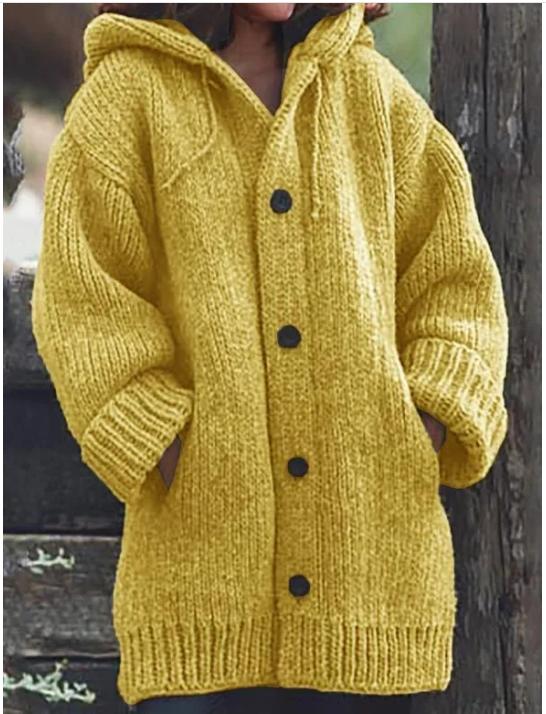 Cardigan en grosse maille à capuche et boutons pour femme