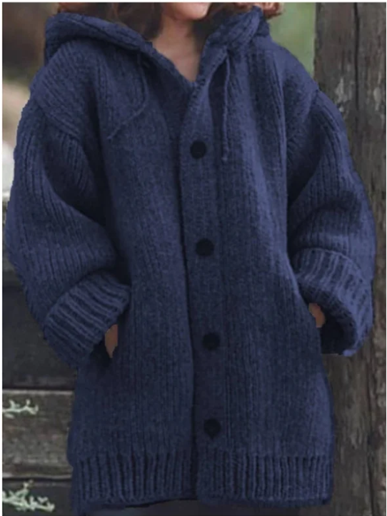 Cardigan en grosse maille à capuche et boutons pour femme