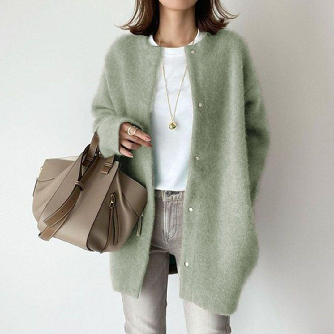 Cardigan en cachemire doux et léger pour femme