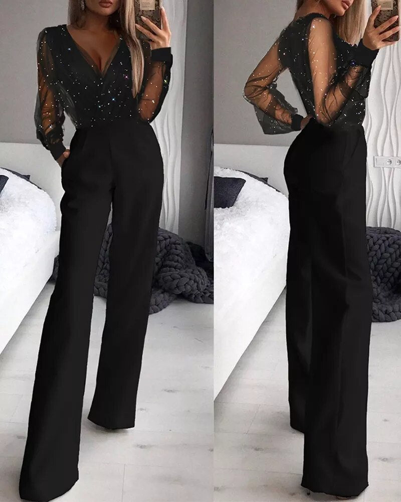 Combinaison Femme Noire À Coupe Ajustée