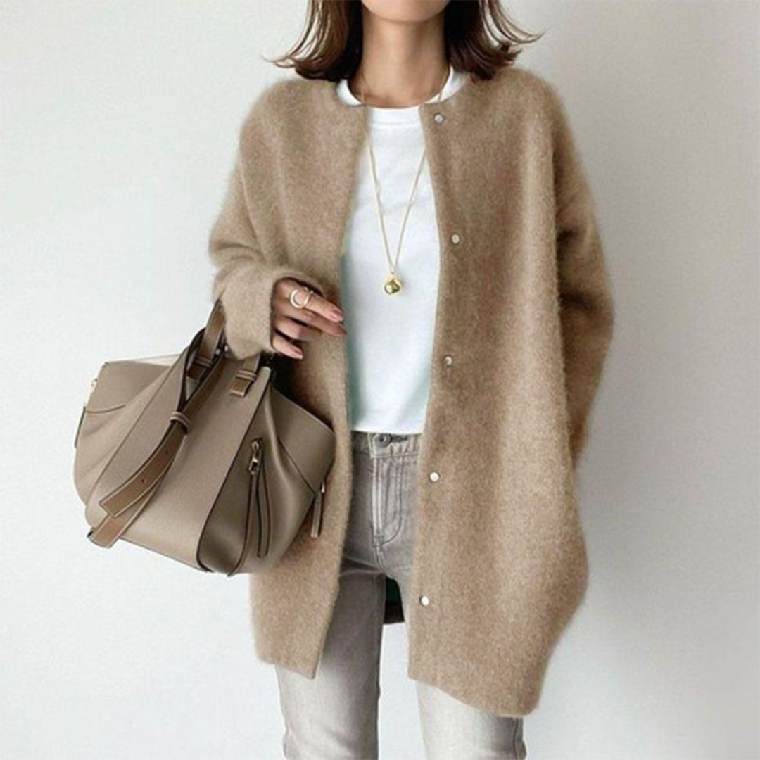 Cardigan en cachemire doux et léger pour femme