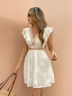 Robe Été Femme Courte À Col V Et Finitions Crochet