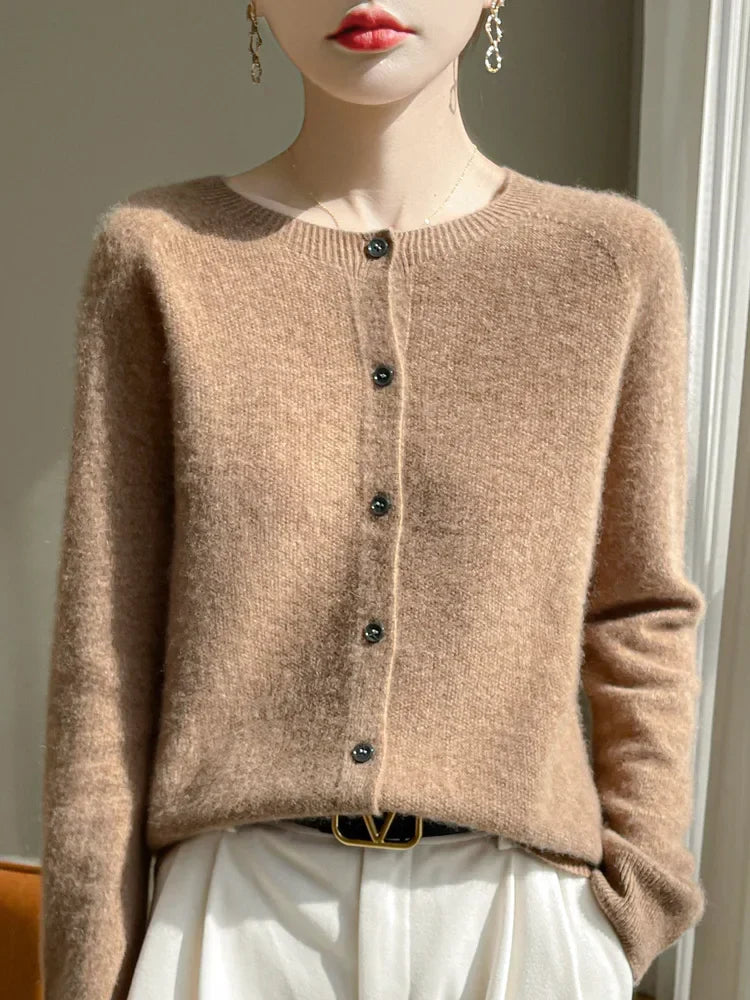 Gilet boutonné en maille fine pour femme