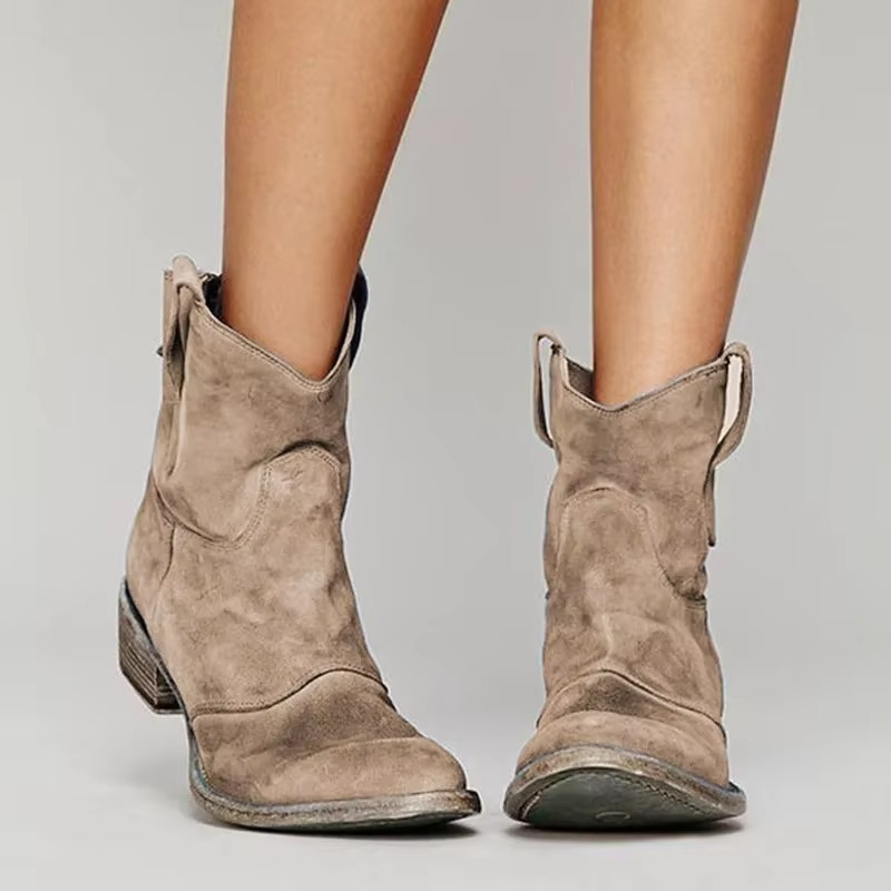 Bottines femme style western à bout pointu et talon bas