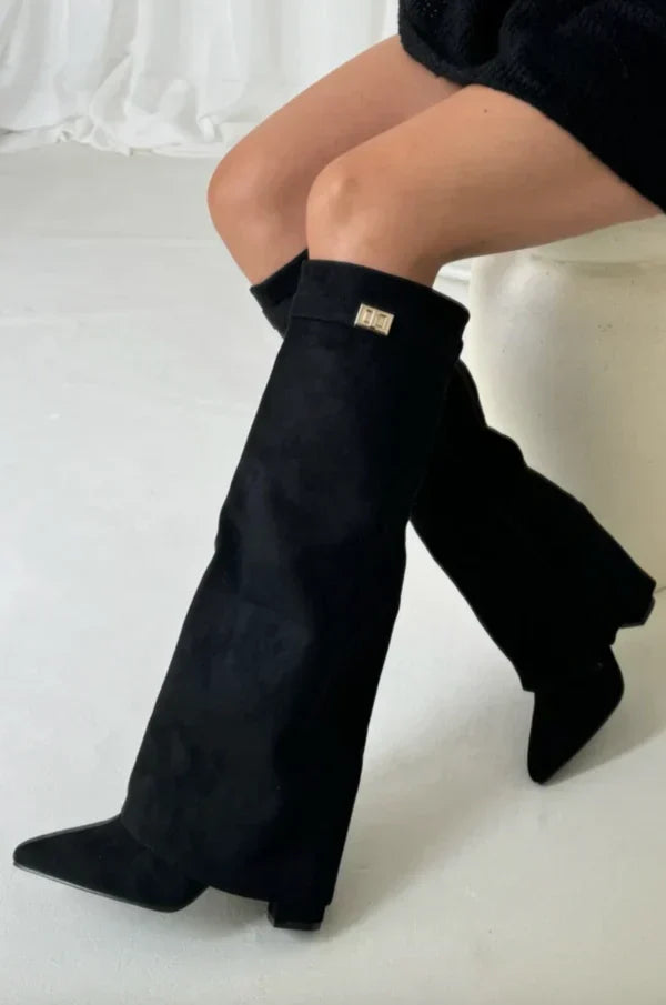 Bottes Hautes Femme En Daim À Talon Compensé Et Boucle Dorée