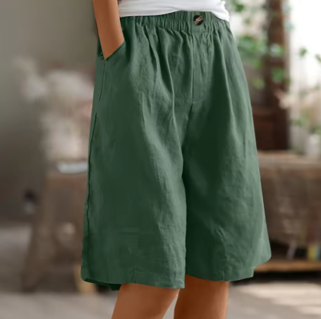 Short ample et fluide pour femme
