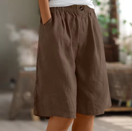 Short ample et fluide pour femme