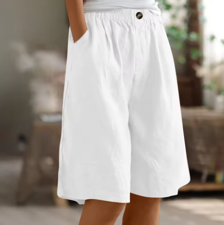 Short ample et fluide pour femme