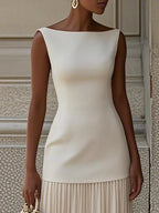Robe longue plissée sans manches pour femme