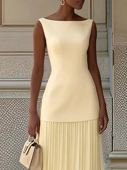 Robe longue plissée sans manches pour femme