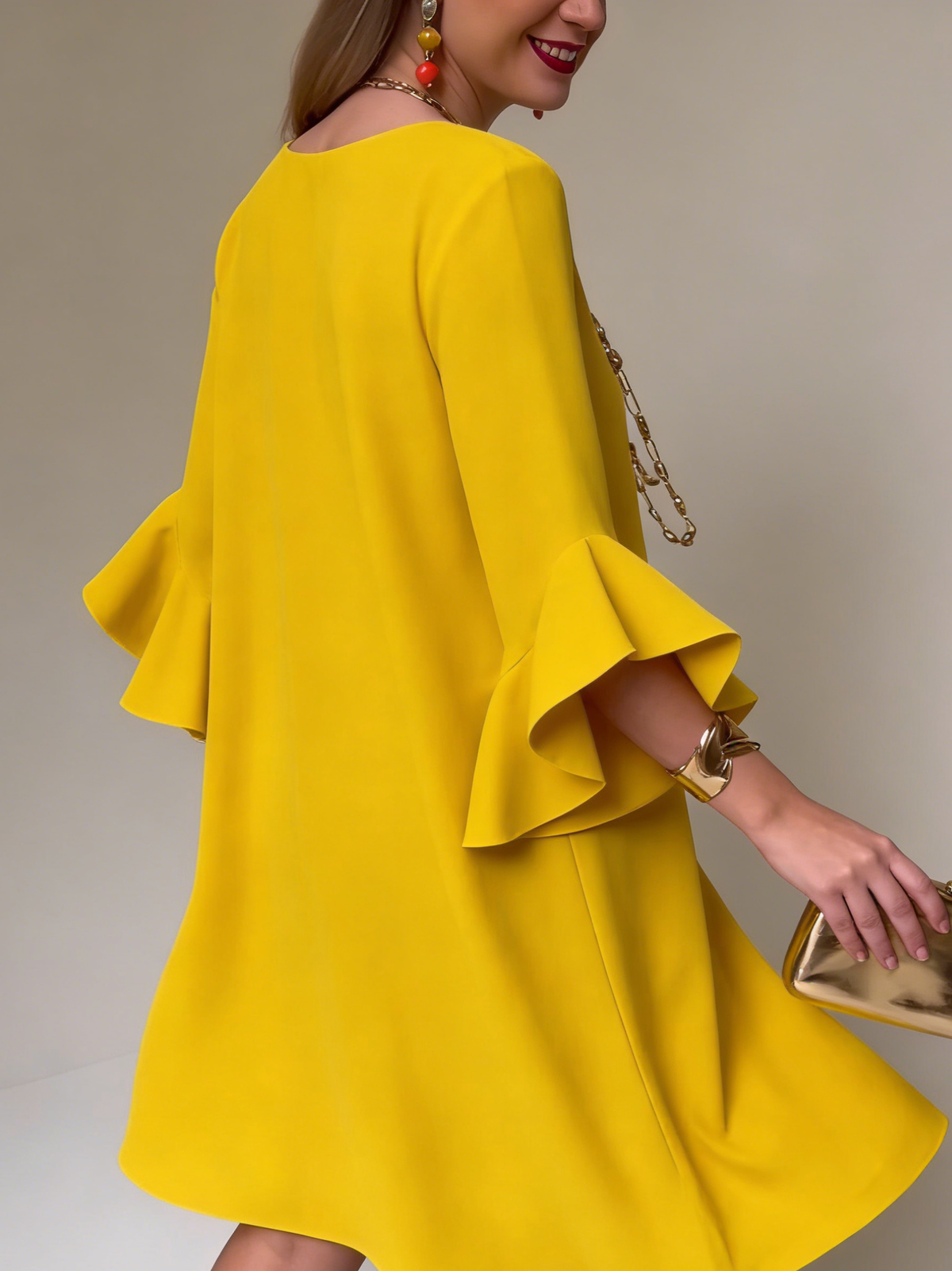 Robe Fluide Femme Courte À Manches Volantées Et Col Rond