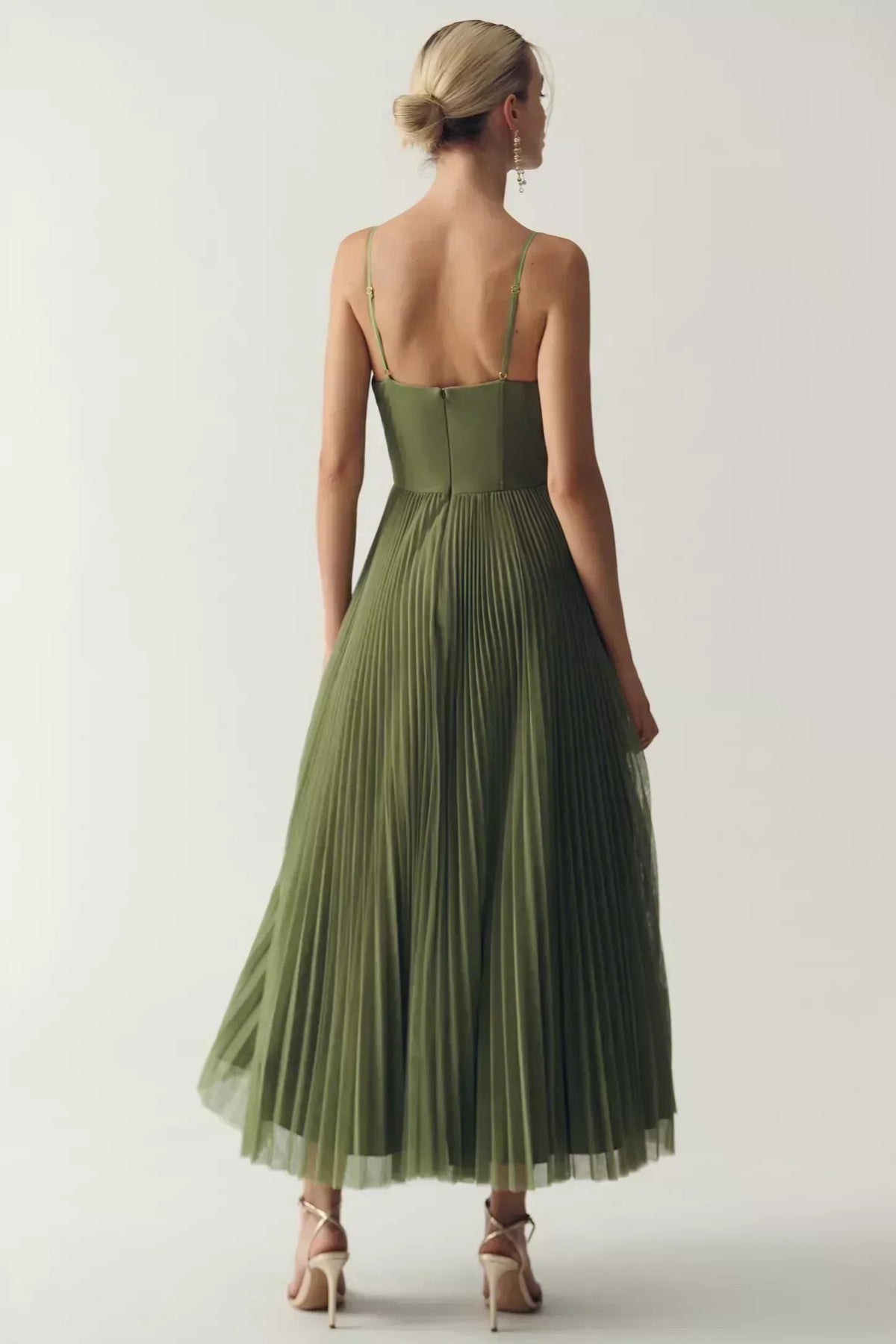 Robe Midi Femme Évasée À Bretelles Réglables Et Plissée