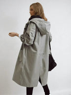 Veste de pluie légère à capuche et cordon pour femme
