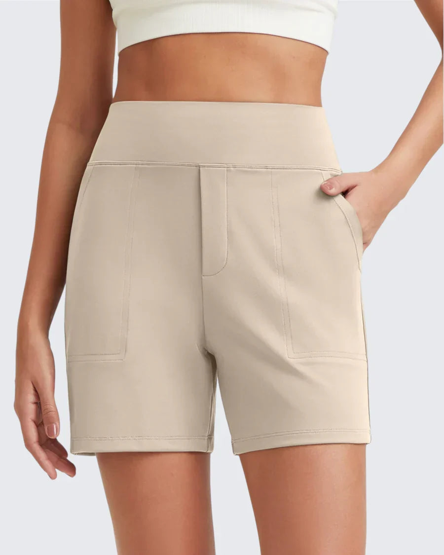 Short taille haute à poches profondes pour femme