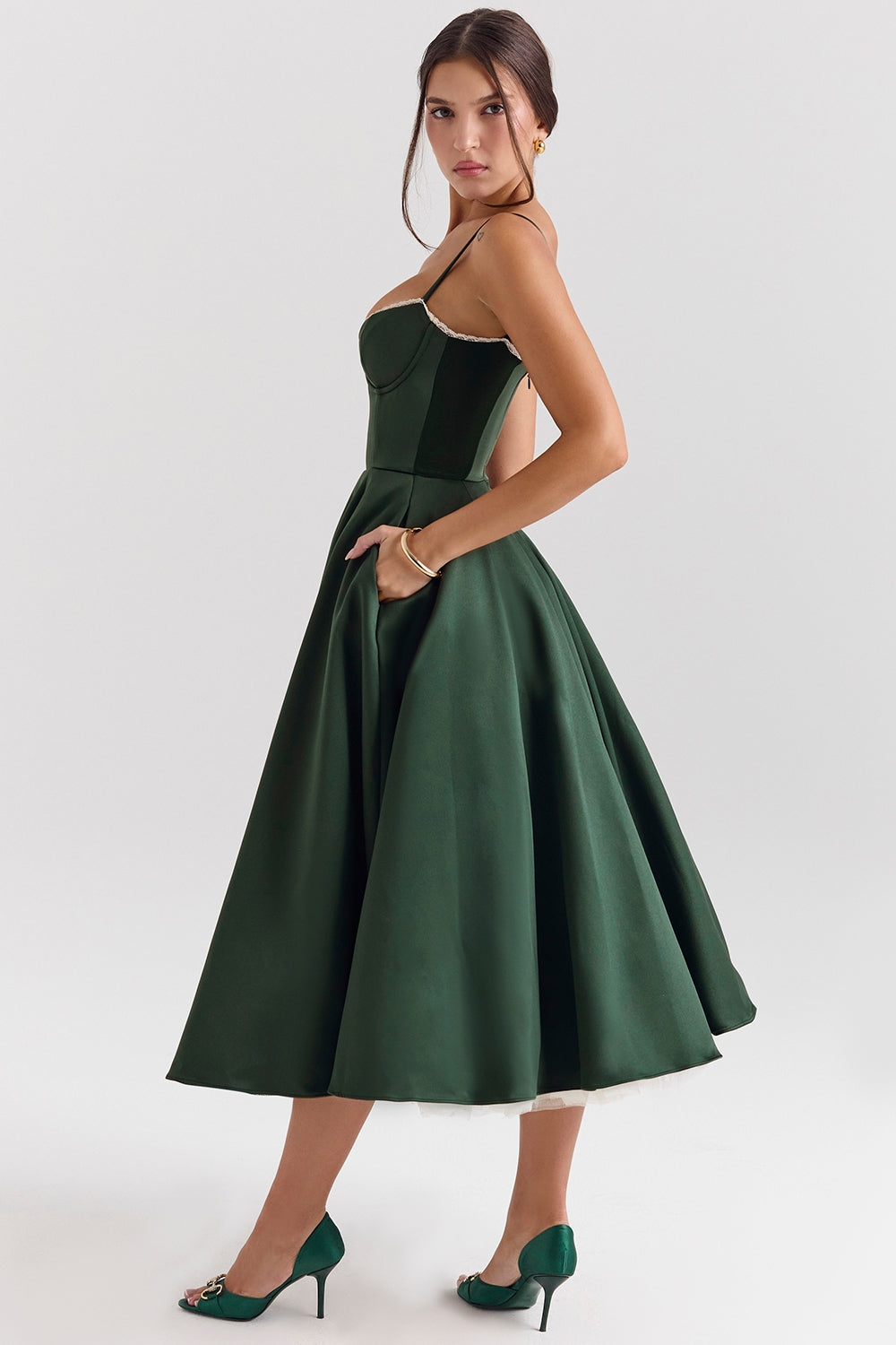 Robe midi en tulle à bretelles ajustables pour femme