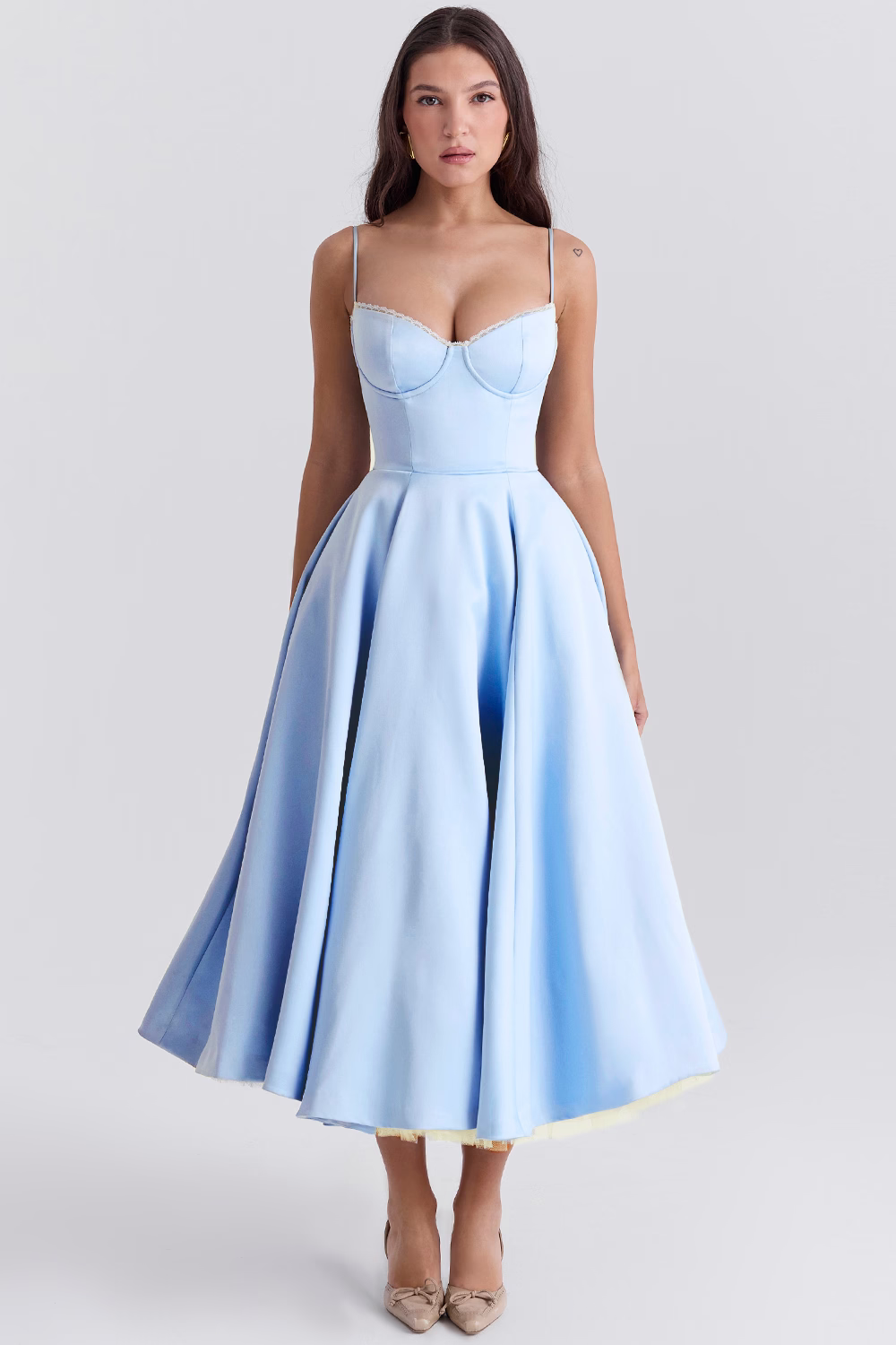 Robe midi en tulle à bretelles ajustables pour femme