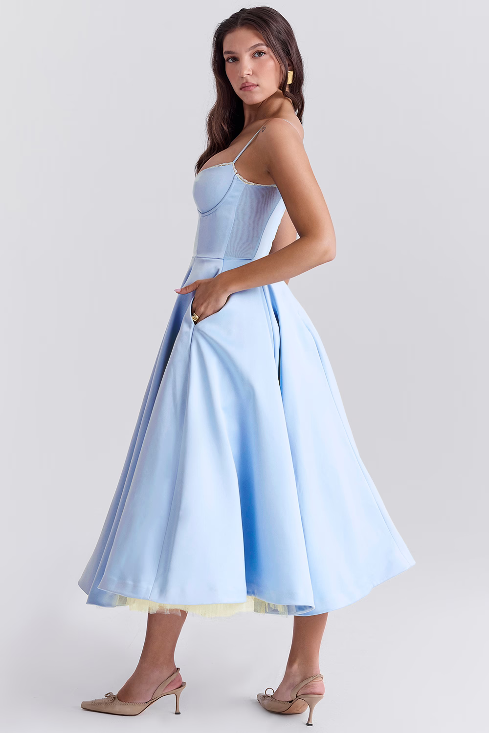 Robe midi en tulle à bretelles ajustables pour femme