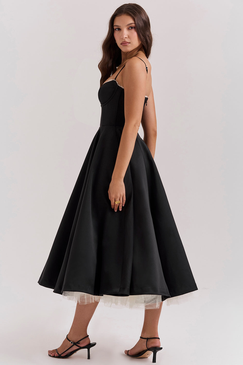 Robe midi en tulle à bretelles ajustables pour femme