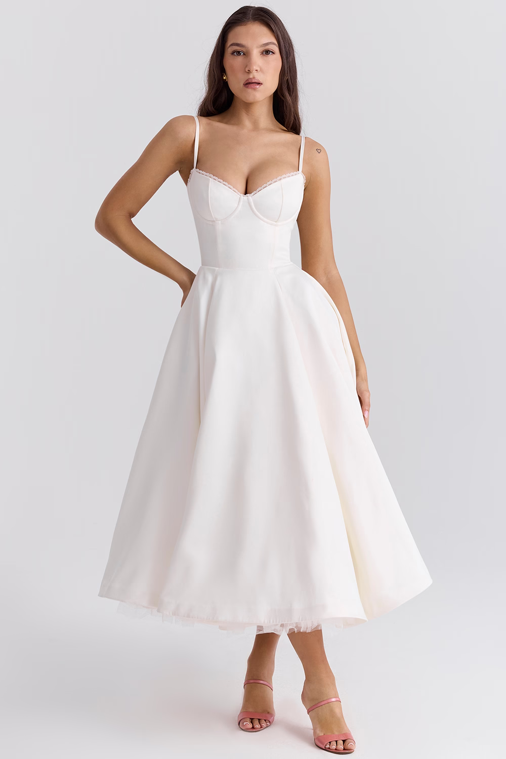 Robe midi en tulle à bretelles ajustables pour femme