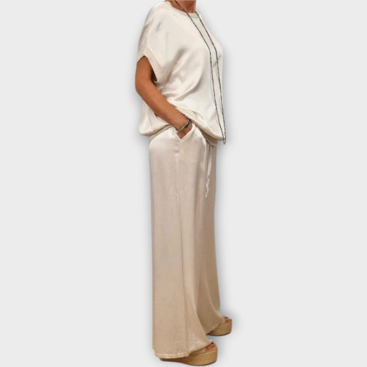 Ensemble Femme En Satin Haut Et Pantalon Large Fluide