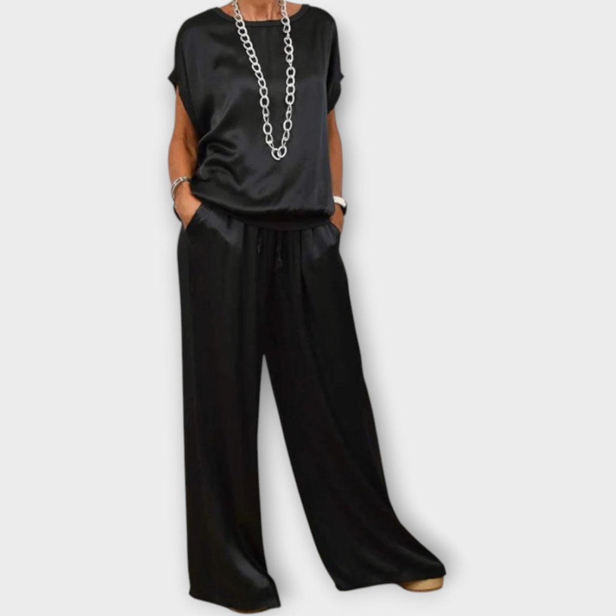 Ensemble Femme En Satin Haut Et Pantalon Large Fluide