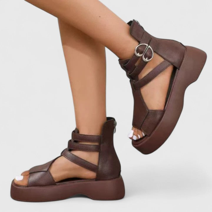 Sandales à plateforme et brides croisées à boucles pour femme