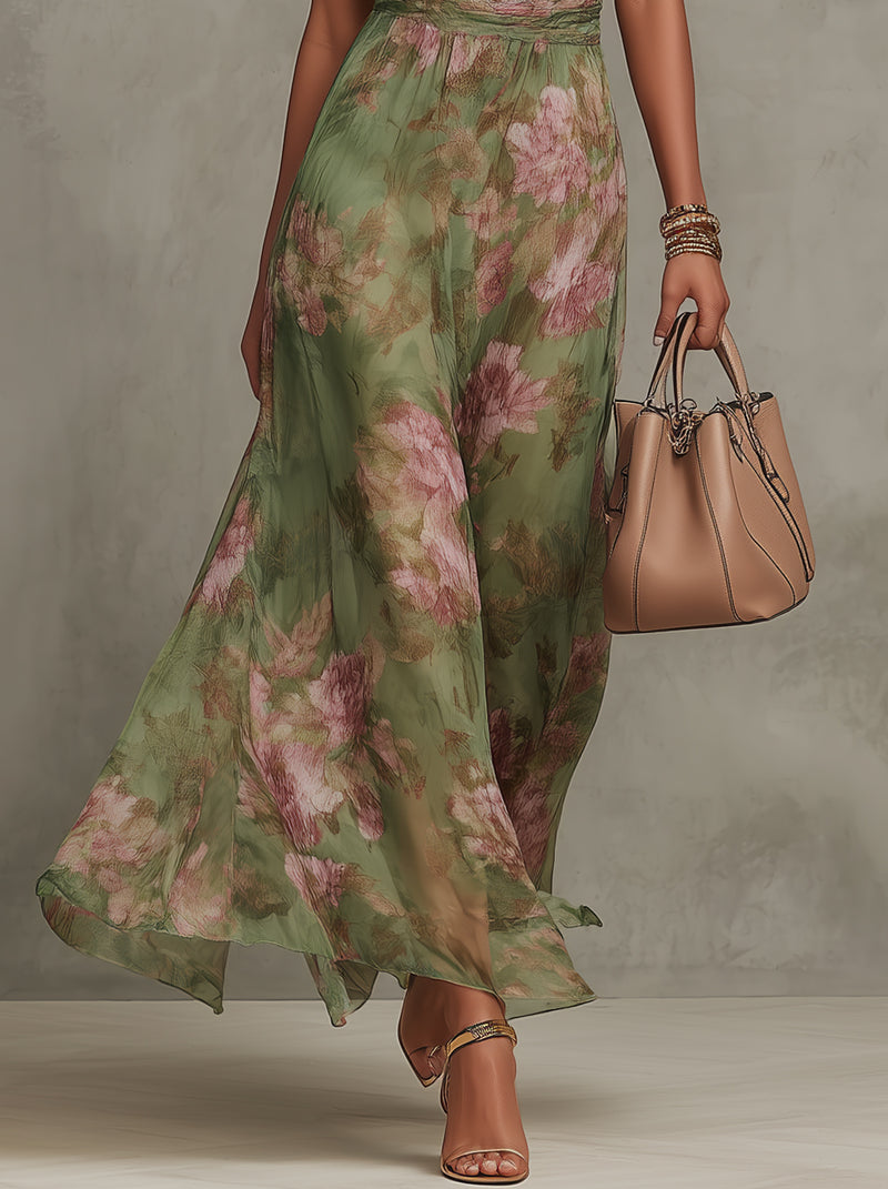 Women's floral dress with short sleeves and flared skirt