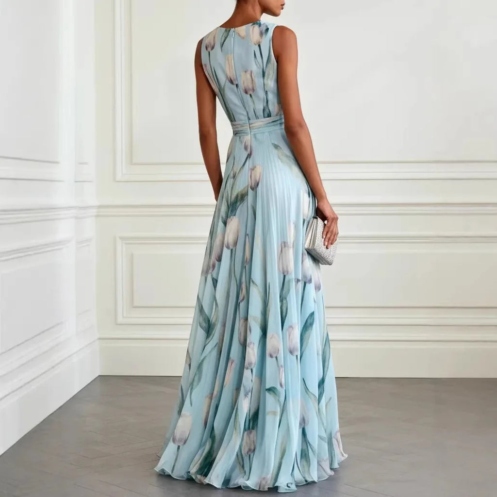 Women's maxi dress with floral tulip print and V-neckline