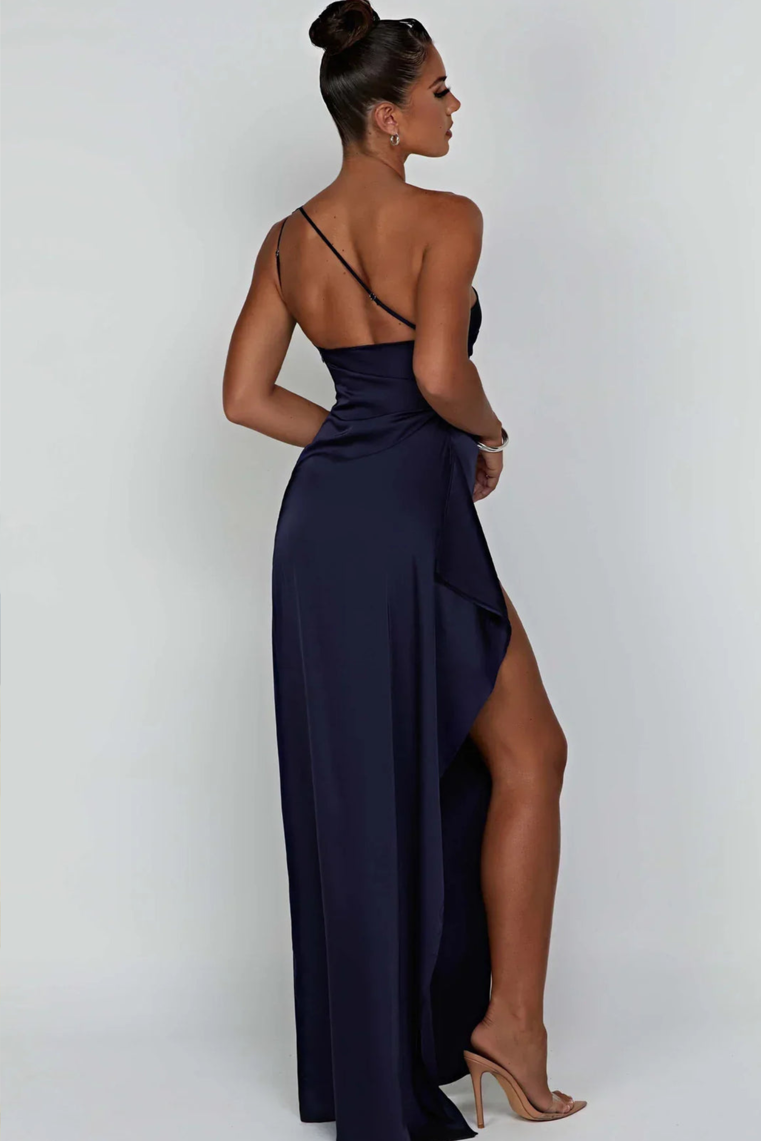 Women's one-shoulder asymmetric dress