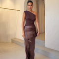 Women's one-shoulder dress with asymmetric neckline
