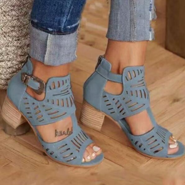 Women's sandals with cut-out details and open toe