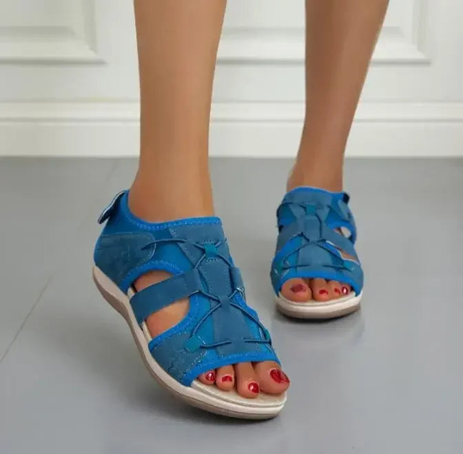Women's sandals with padded insole and open toe