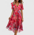 Women's short dress with defined waist