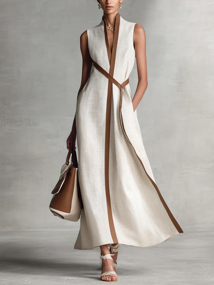 Women's short-sleeve dress with V-neckline and straight cut