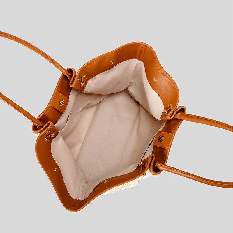 Women's tote bag with top handles and zip closure